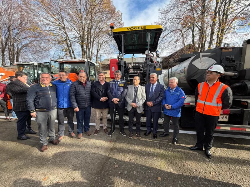 Nueva maquinaria impulsará pavimentación en Chiloé